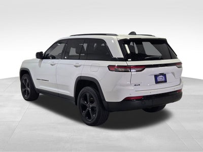 2022 Jeep Grand Cherokee Altitude