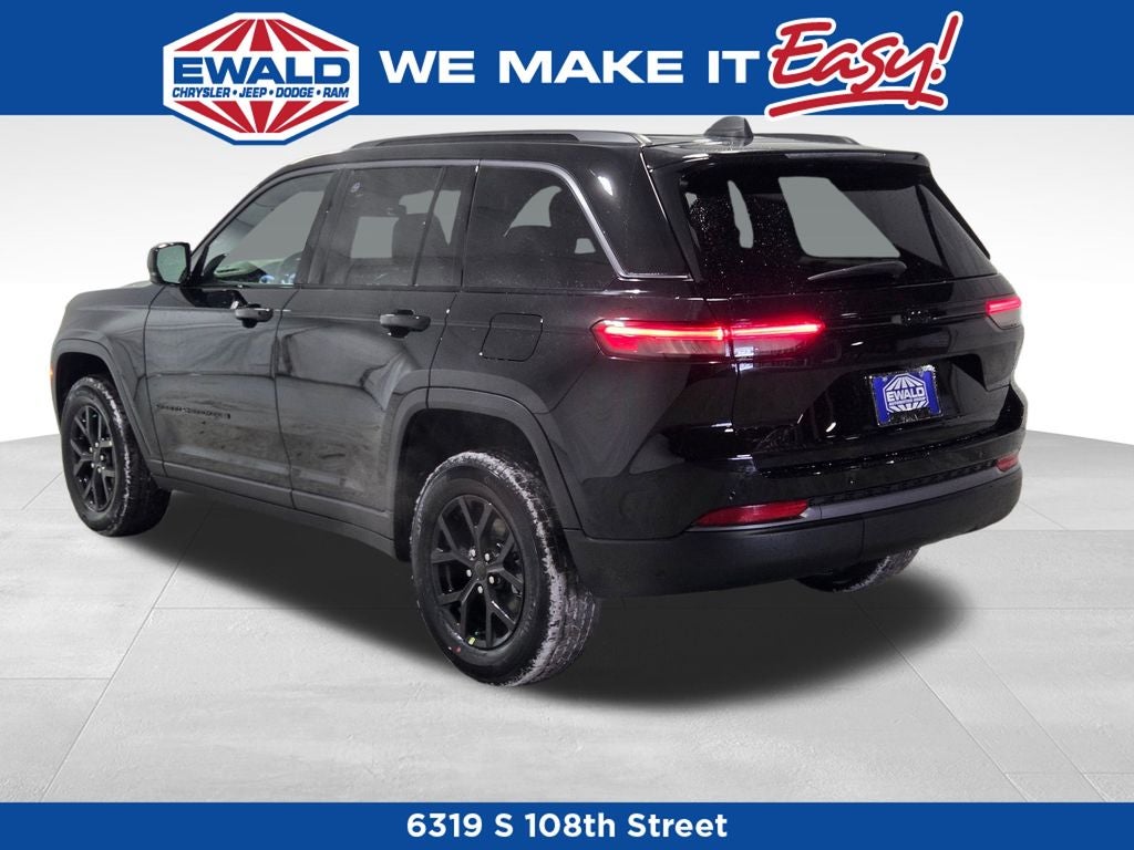 2026 Jeep Grand Cherokee Laredo