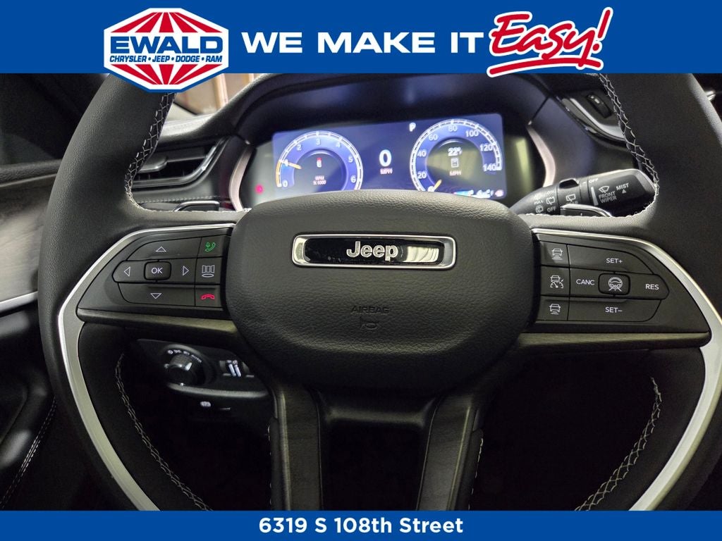 2026 Jeep Grand Cherokee Laredo