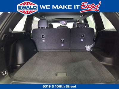 2026 Jeep Grand Cherokee Laredo Altitude