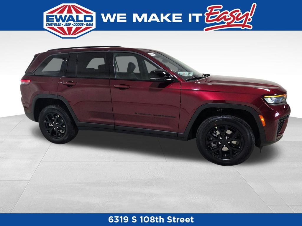 2026 Jeep Grand Cherokee Laredo Altitude