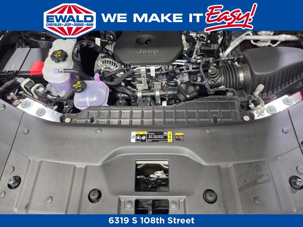 2026 Jeep Grand Cherokee Laredo Altitude