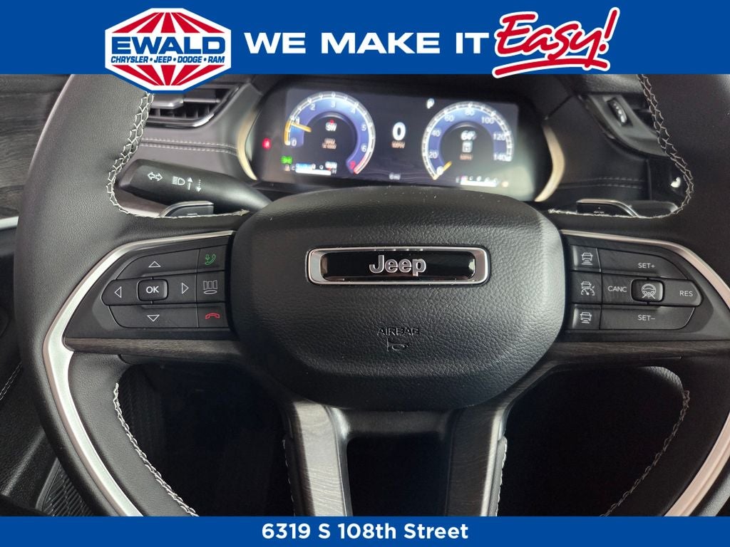 2026 Jeep Grand Cherokee Laredo Altitude