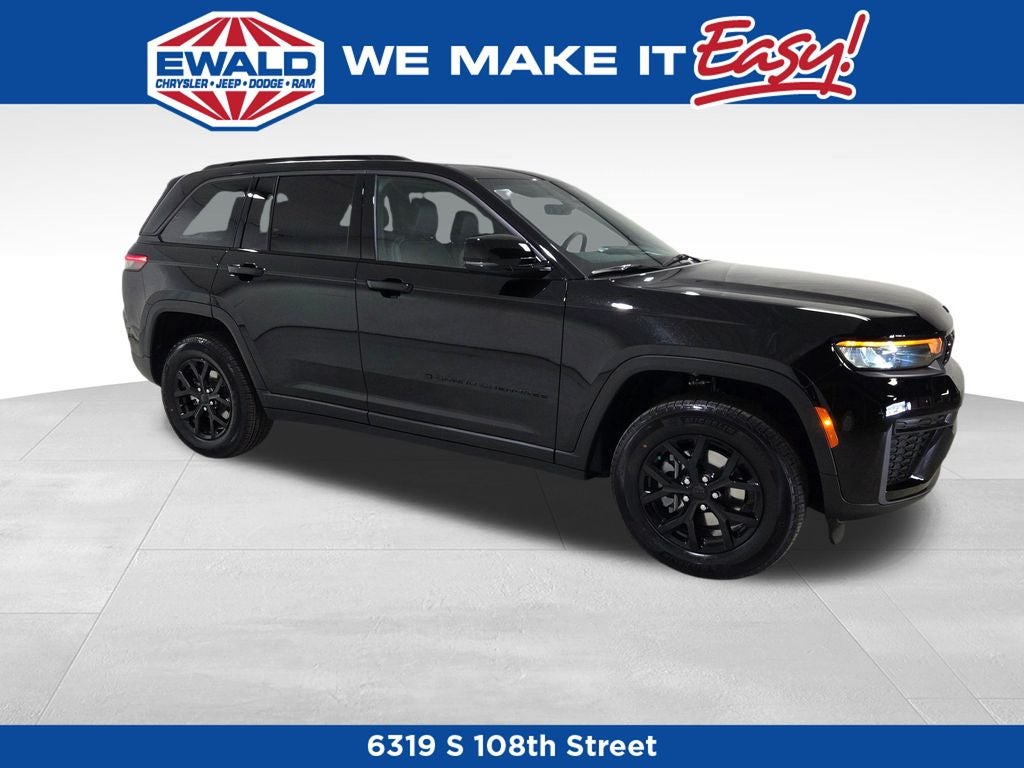 2026 Jeep Grand Cherokee Laredo Altitude
