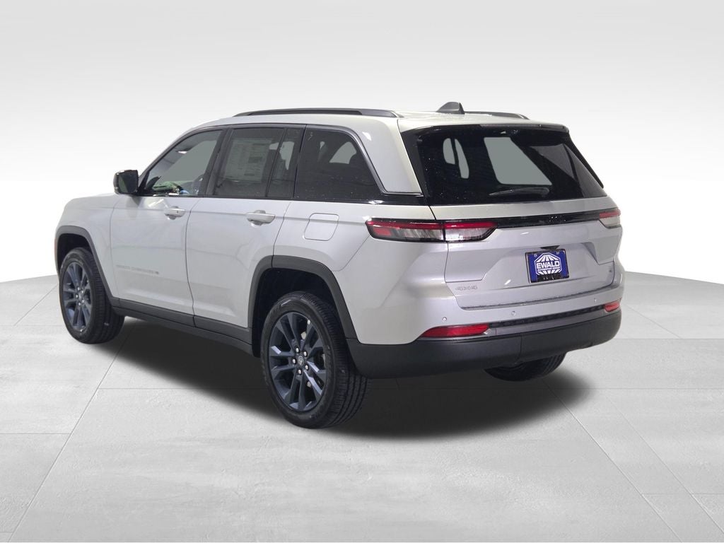 2026 Jeep Grand Cherokee 85th Anniversary Edition