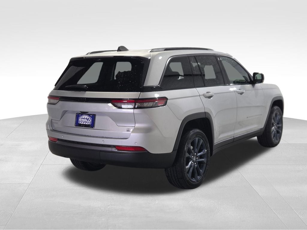 2026 Jeep Grand Cherokee 85th Anniversary Edition