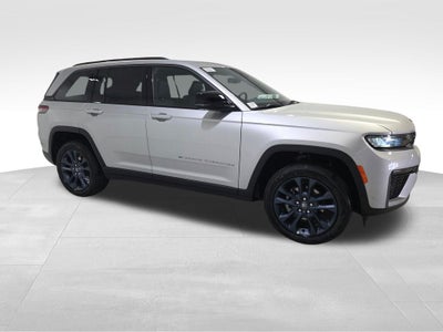 2026 Jeep Grand Cherokee 85th Anniversary Edition