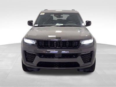 2027 Jeep Grand Cherokee Limited Reserve