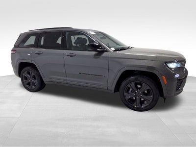 2027 Jeep Grand Cherokee Limited Reserve
