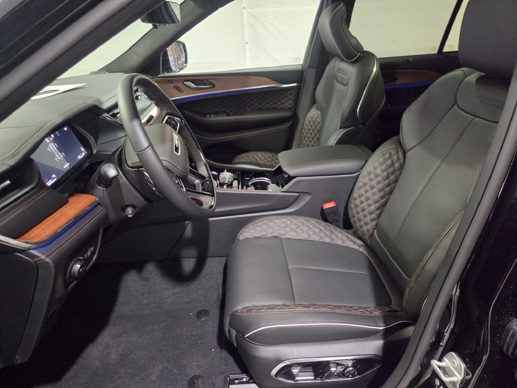 2027 Jeep Grand Cherokee Summit