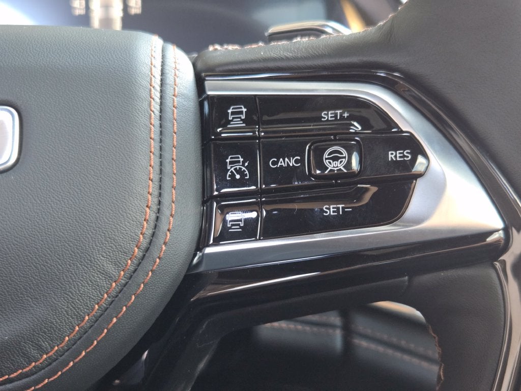 2027 Jeep Grand Cherokee Summit