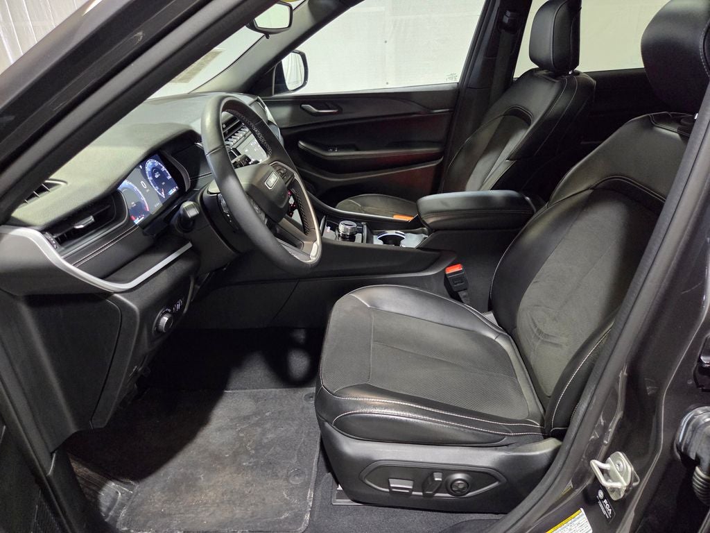 2024 Jeep Grand Cherokee L Altitude X