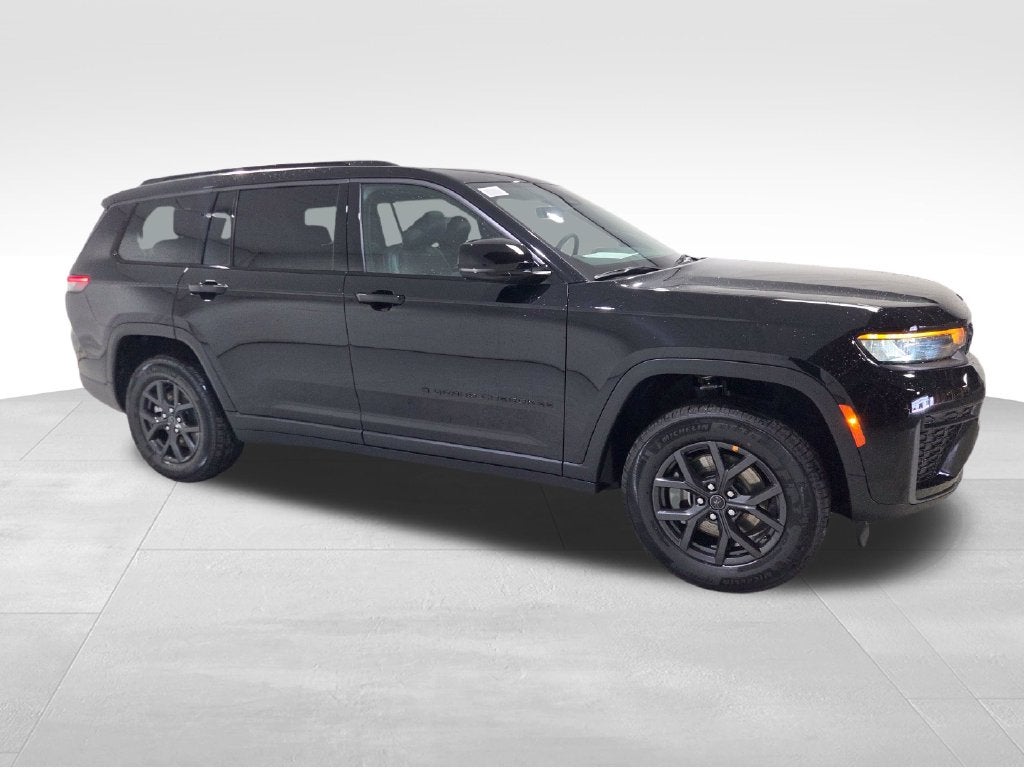 2027 Jeep Grand Cherokee L Laredo Altitude