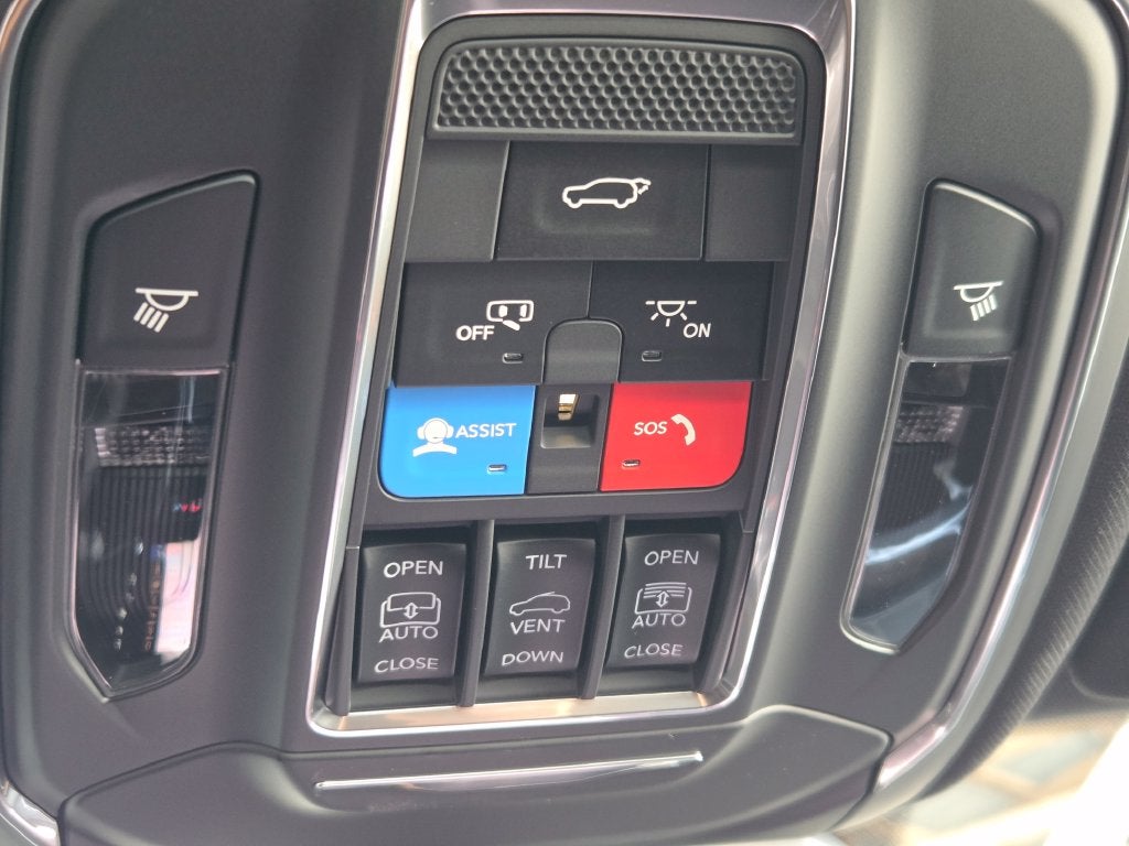 2027 Jeep Grand Cherokee L Limited Reserve