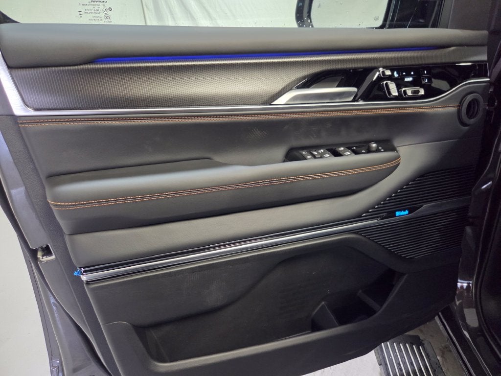 2026 Jeep Grand Wagoneer L Summit Reserve