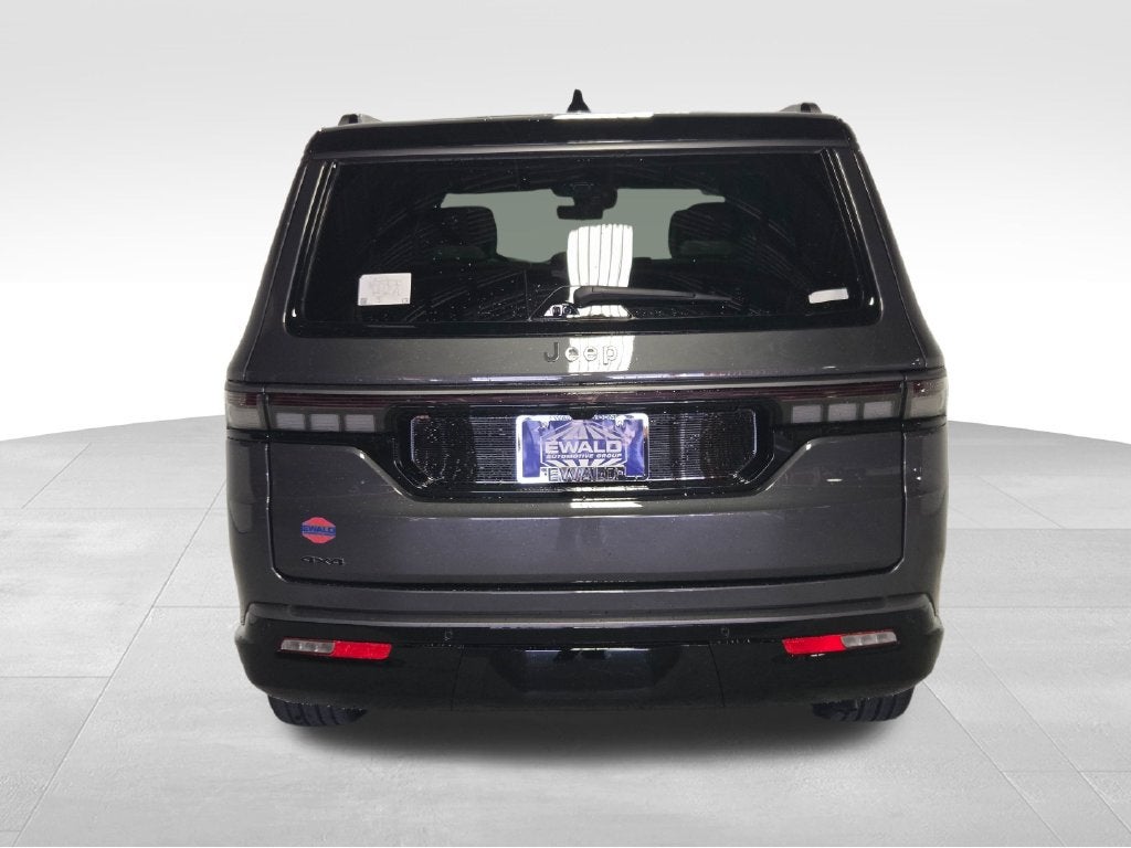 2026 Jeep Grand Wagoneer L Summit Reserve
