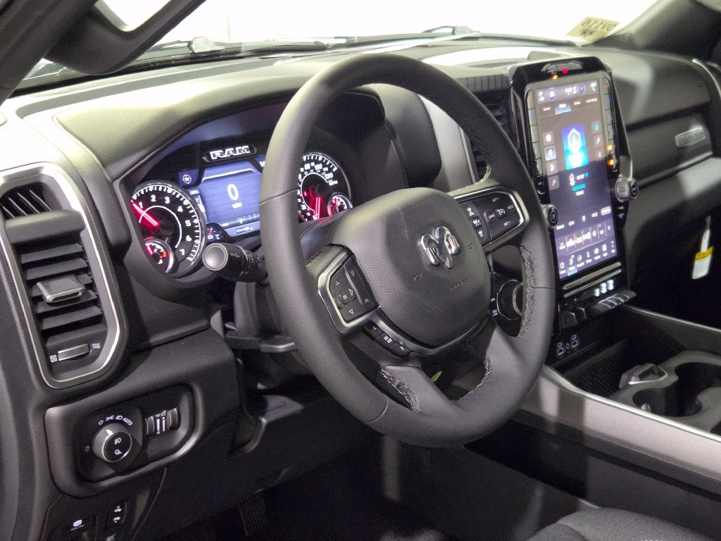2027 RAM 1500 Big Horn/Lone Star