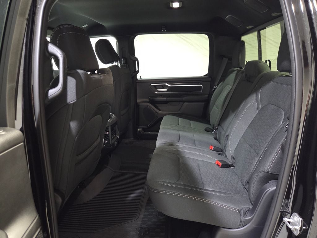 2027 RAM 1500 Big Horn/Lone Star