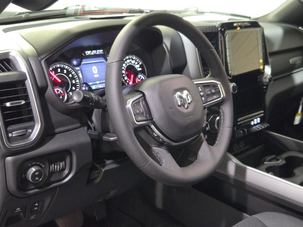 2027 RAM 1500 Big Horn/Lone Star