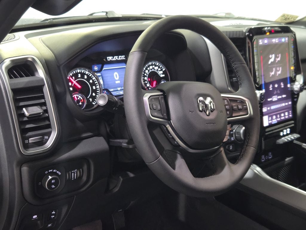 2027 RAM 1500 Big Horn/Lone Star