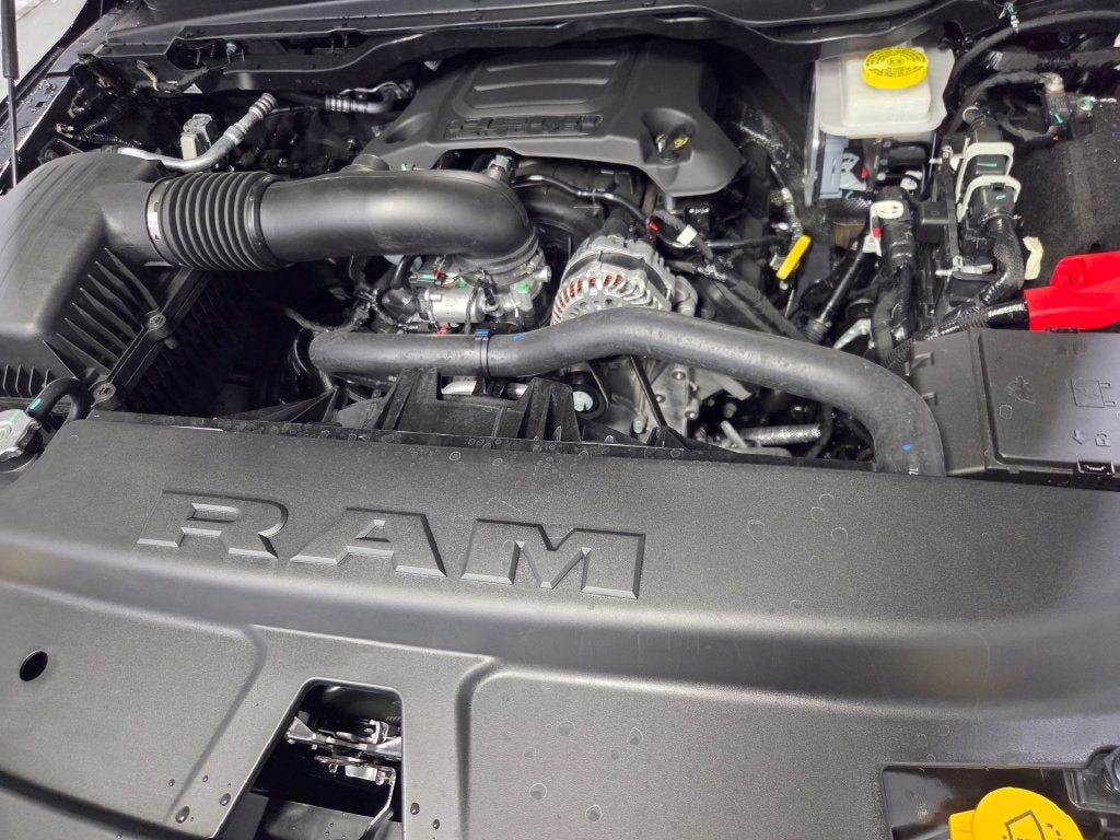 2027 RAM 1500 Big Horn/Lone Star