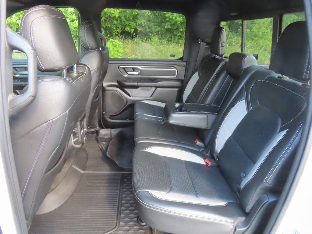 2022 RAM 1500 Big Horn/Lone Star Night Edition