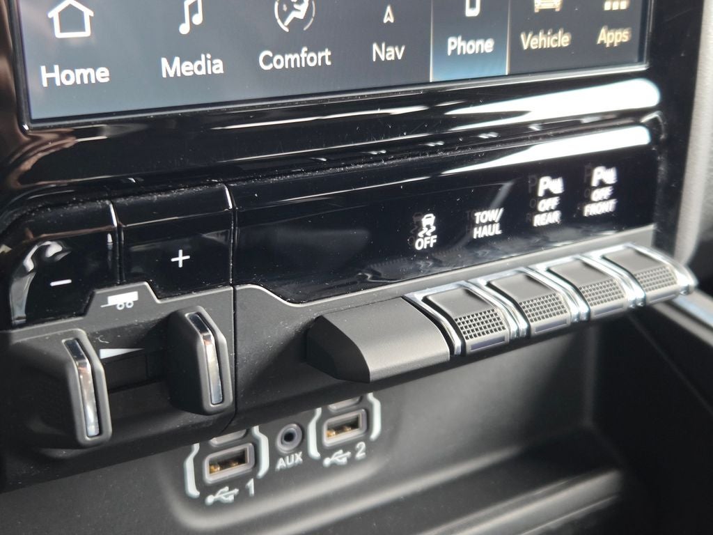 2024 RAM 1500 Laramie