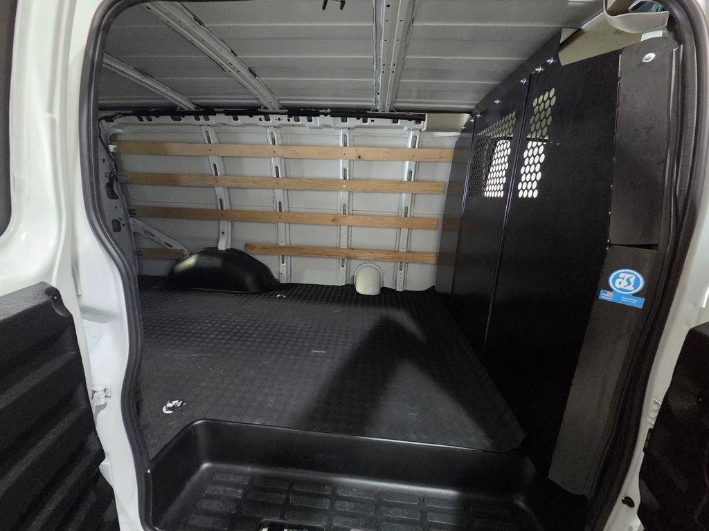 2025 Chevrolet Express 2500 Work Van Cargo