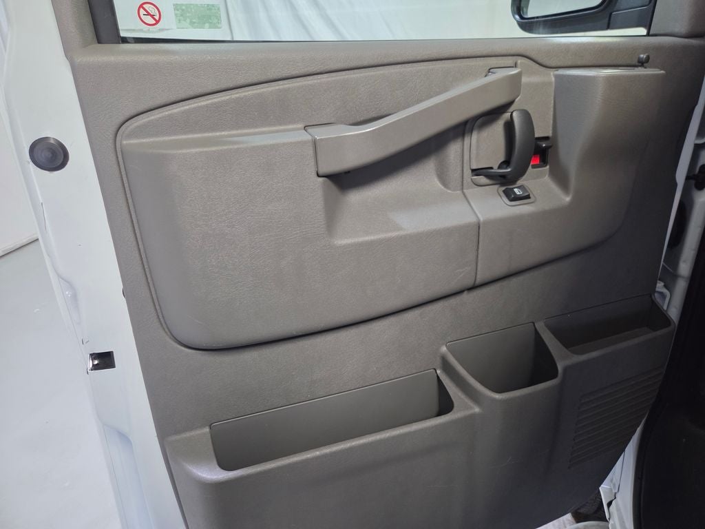 2025 GMC Savana 2500 Work Van