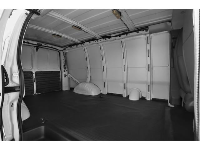 2025 GMC Savana 2500 Work Van