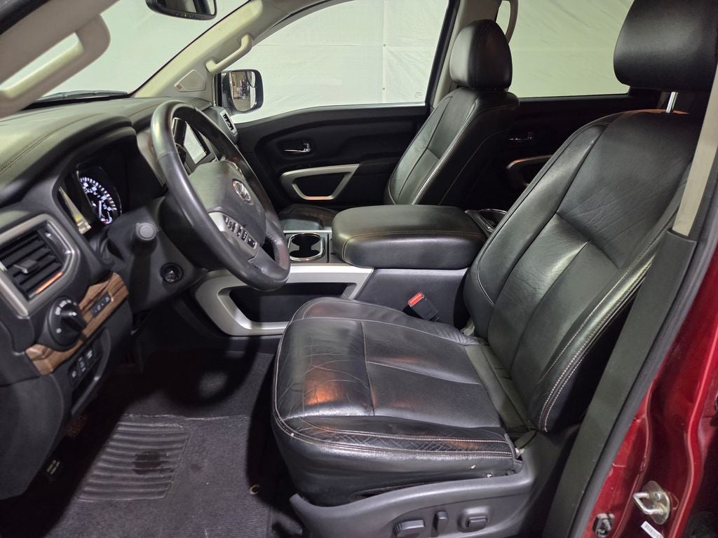2017 Nissan Titan SL