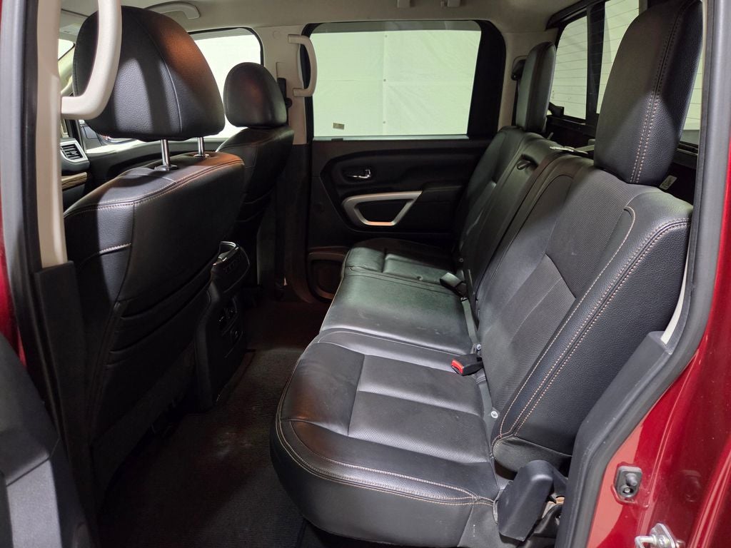 2017 Nissan Titan SL