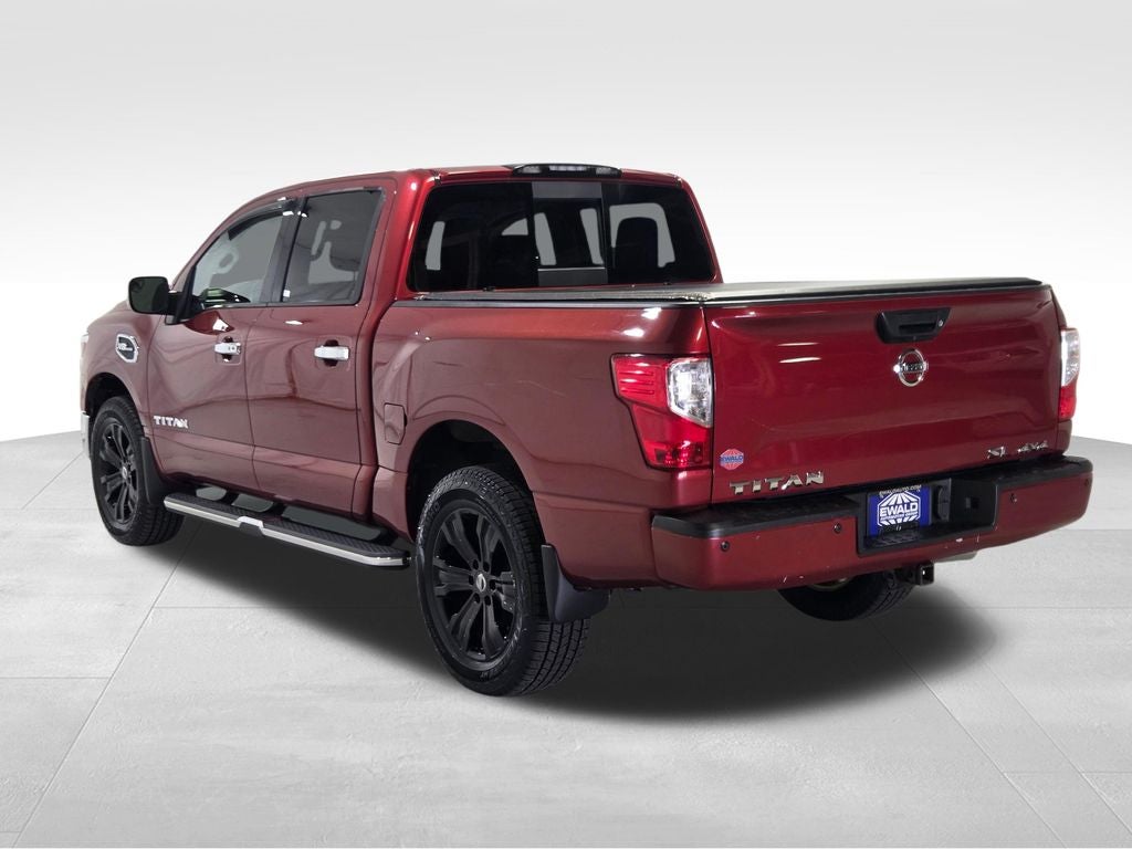 2017 Nissan Titan SL