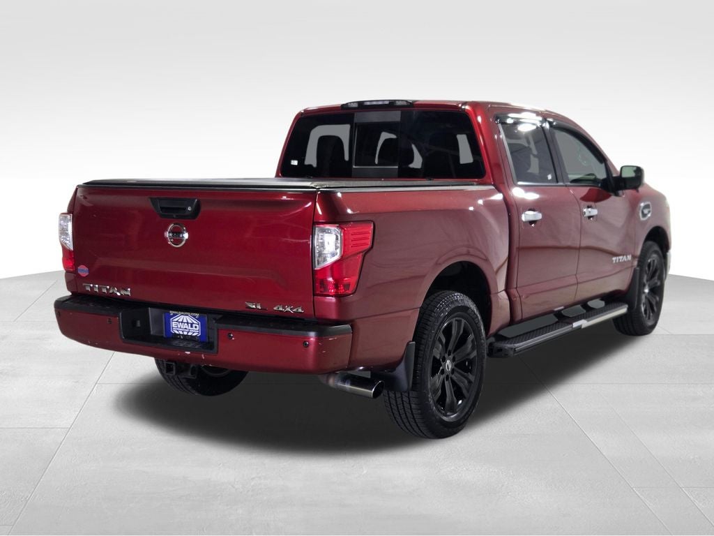 2017 Nissan Titan SL