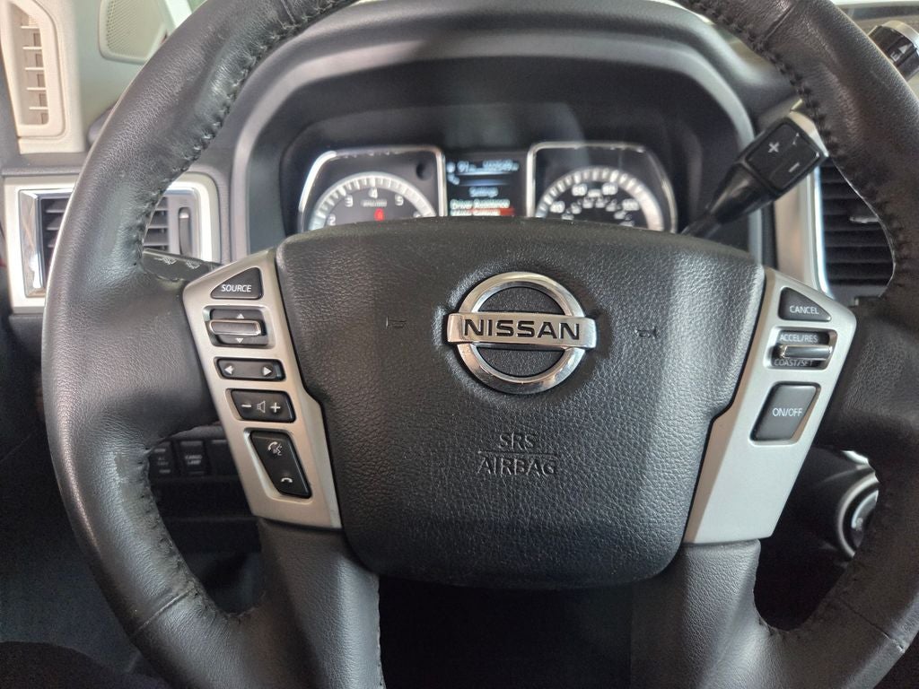 2017 Nissan Titan SL