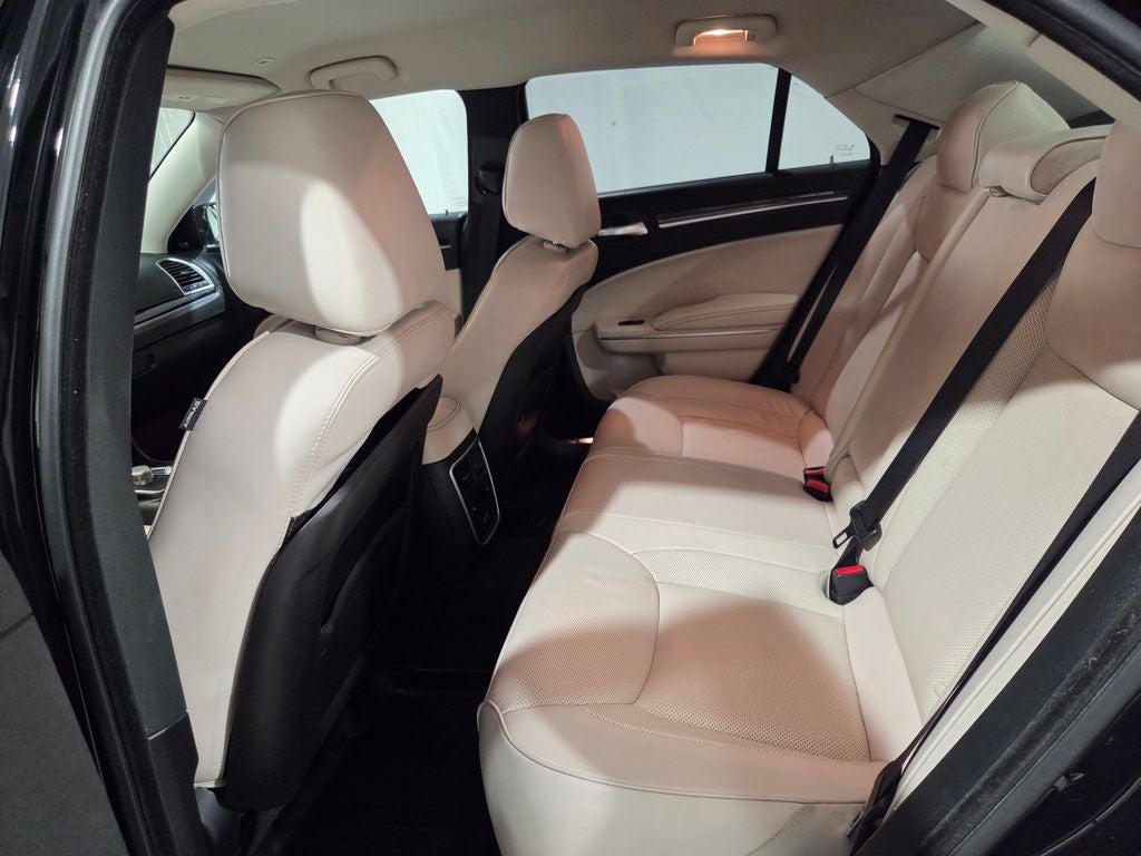 2018 Chrysler 300 Limited