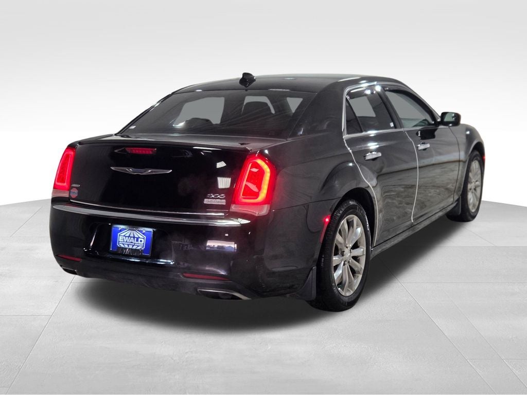 2018 Chrysler 300 Limited