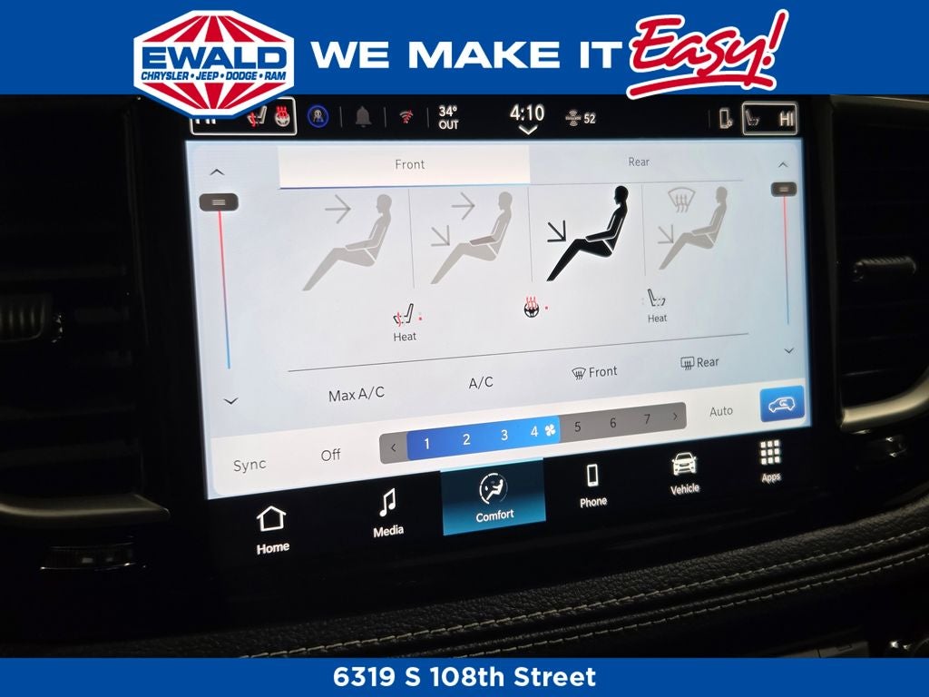 2026 Chrysler Pacifica Select