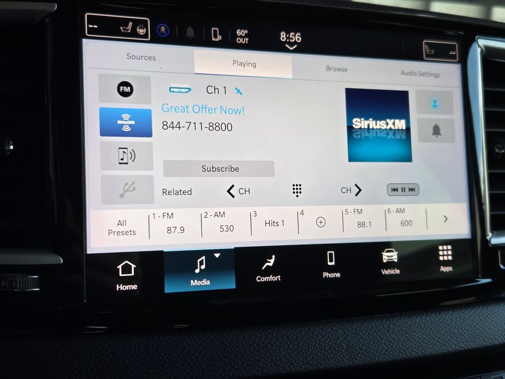 2024 Chrysler Pacifica Touring L