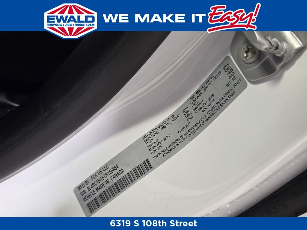 2026 Chrysler Pacifica Select