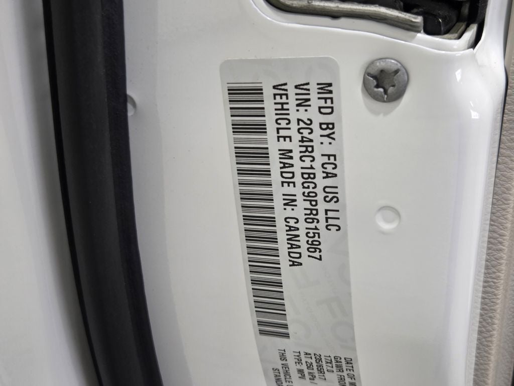 2023 Chrysler Pacifica Touring L