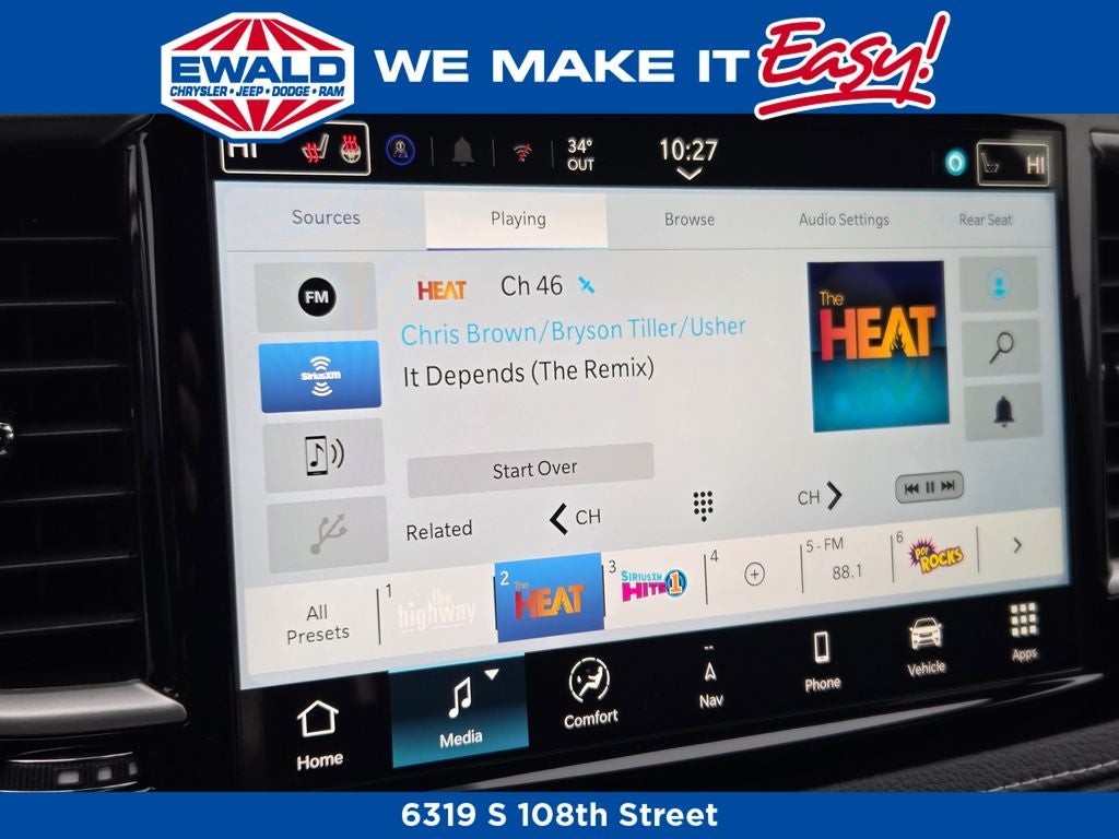 2026 Chrysler Pacifica Select