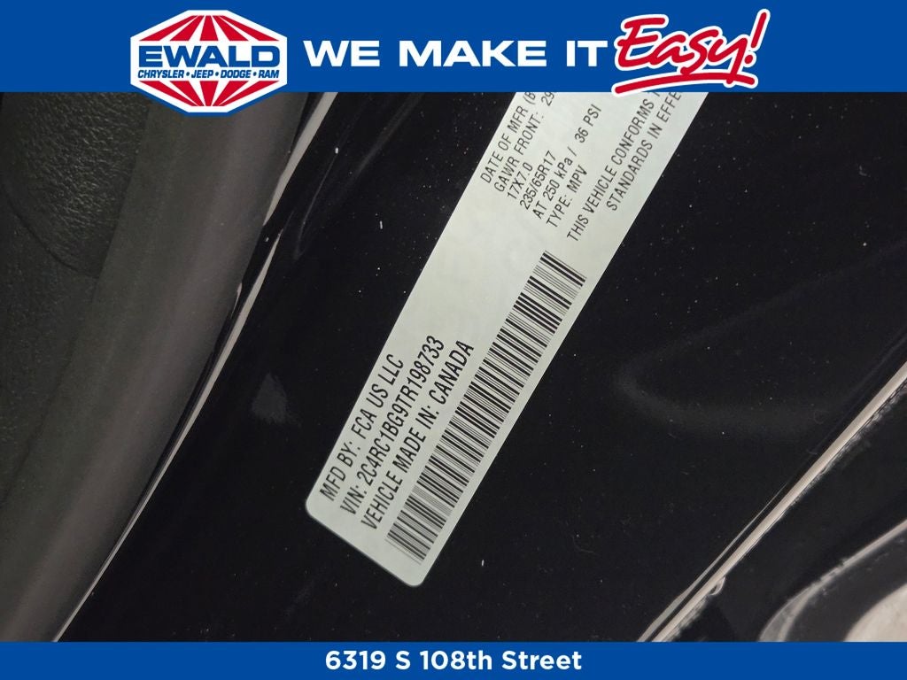 2026 Chrysler Pacifica Select