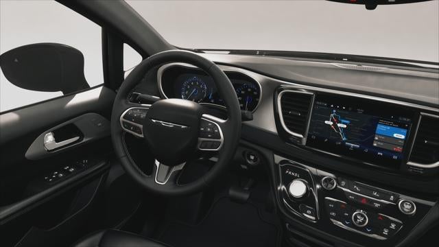 2027 Chrysler Pacifica LX