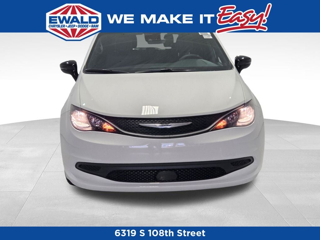 2026 Chrysler Voyager LX