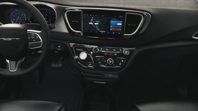 2027 Chrysler Pacifica LX
