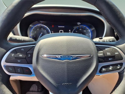 2017 Chrysler Pacifica Touring L Plus