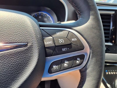 2017 Chrysler Pacifica Touring L Plus