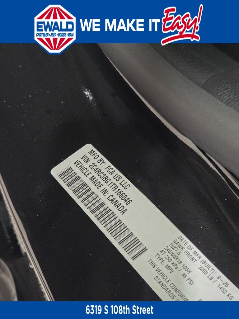 2026 Chrysler Pacifica Select