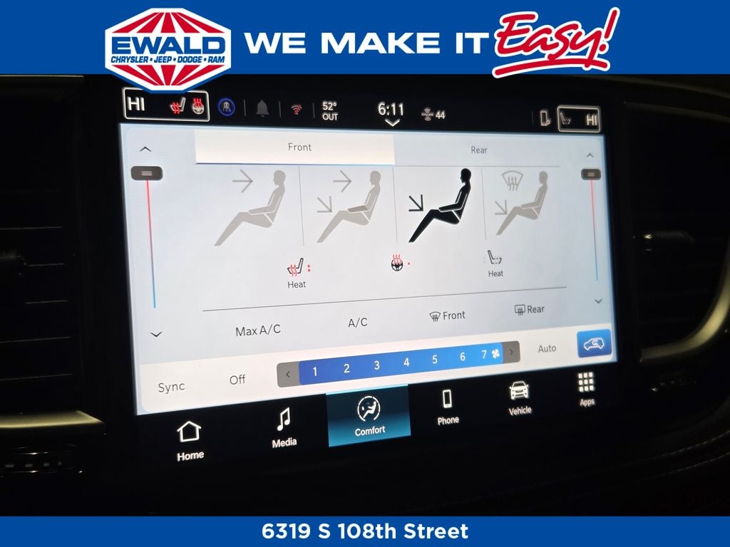 2026 Chrysler Pacifica Select